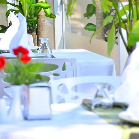 Peninsula Pine Club Boutique & Kusadasi