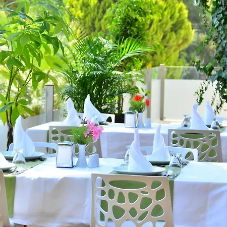 Aparthotel Peninsula Pine Club Boutique & Kusadasi