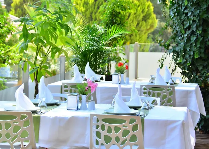 Aparthotel Peninsula Pine Club Boutique & Kusadası